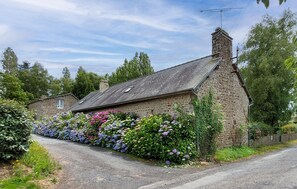 Exterior - Pet friendly home in La Chapelle-Uree with WiFi (La Chapelle-Uree)