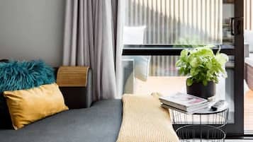 TV, offices