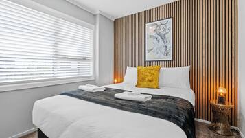 Iron/ironing board, travel cot, WiFi, bed sheets