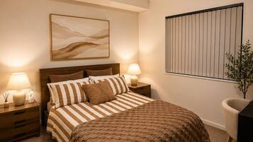 Iron/ironing board, internet, bed sheets