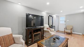 House | 1 bedroom