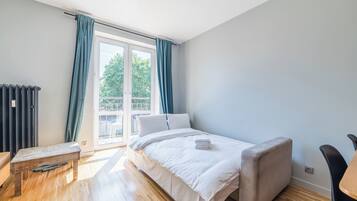Bügeleisen/Bügelbrett, WLAN, Bettwäsche