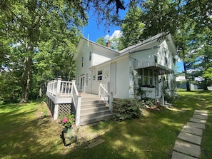 Exterior - The Farm House at Mitchell Ponds (Knox)