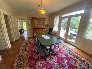 Interior - The Farm House at Mitchell Ponds (Knox)