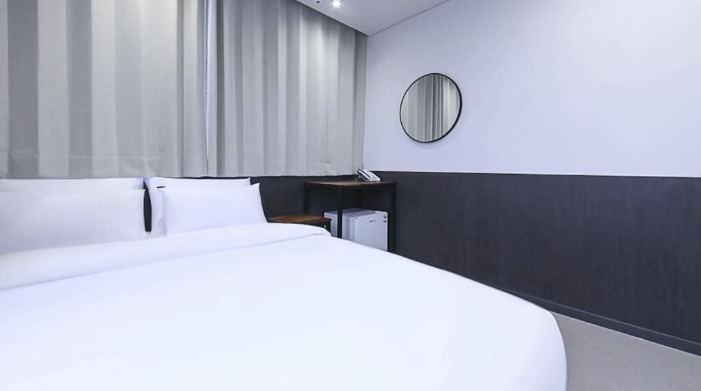 Bộ đồ giường cao cấp, nệm có lớp đệm bông 
