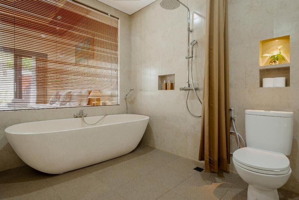Deluxe Villa, 1 Bedroom, Balcony, Pool View | Bathroom