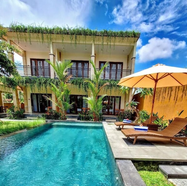 Outdoor pool - Tiny's House Ubud (Ubud)