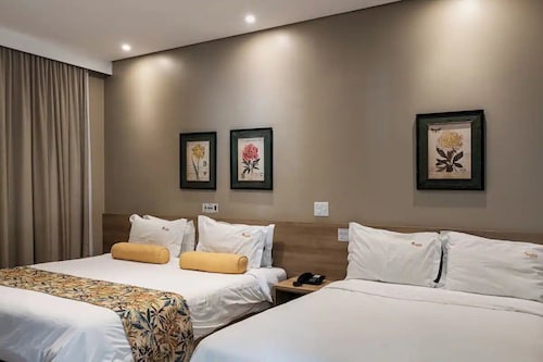 Superior Triple Suite | Shared Outdoor Pool, Sun Terrace & Free Parking