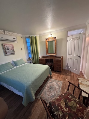 Room - Seaside Escape (Montego Bay)