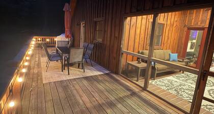 Honey Hideaway cabin on 2.5 acres fire pit hot tub coming soon Pets Welcome