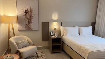 Wi-Fi de cortesia, roupa de cama