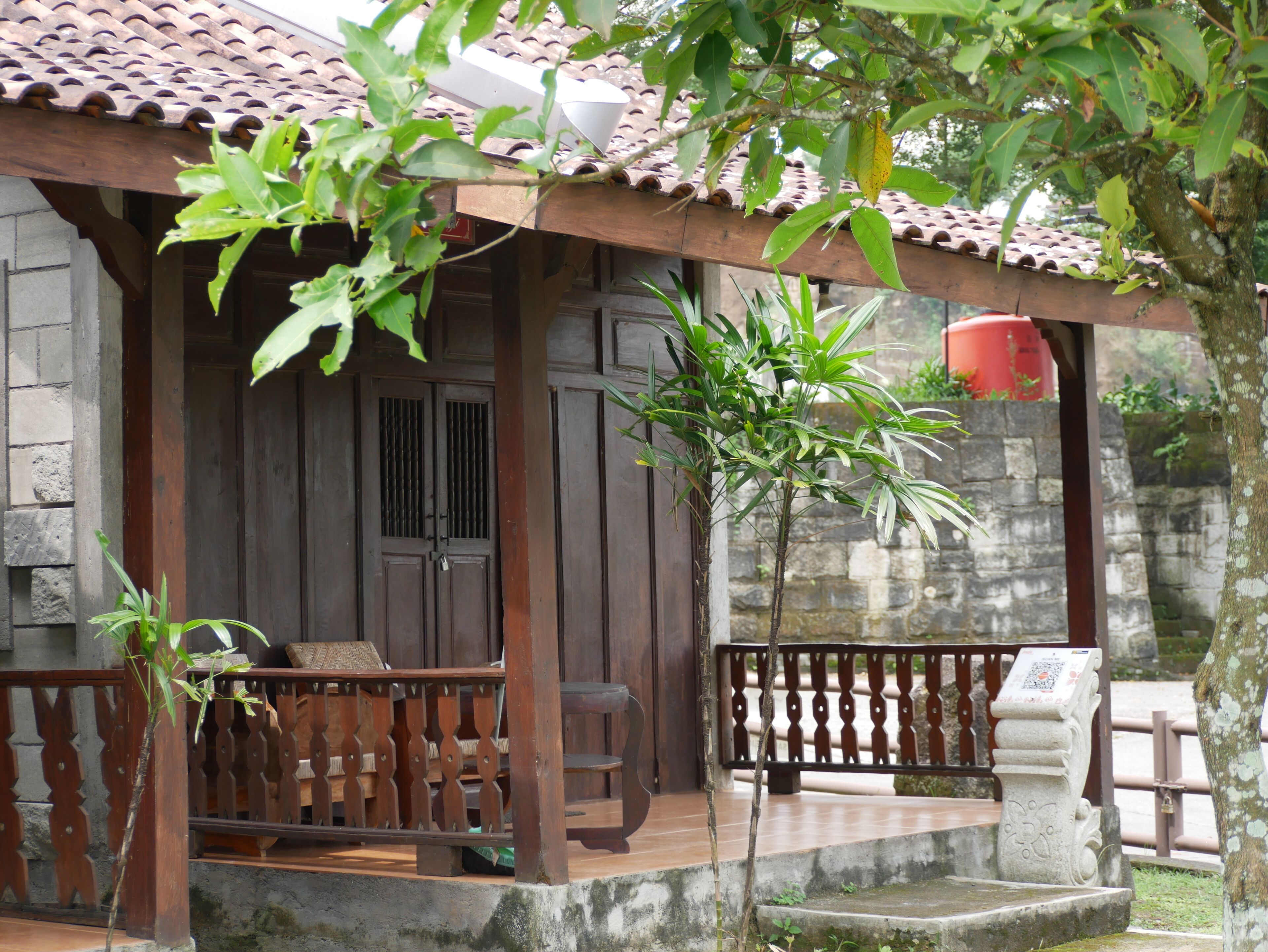 Superior Cottage, 1 Queen Bed, Balcony, Valley View | Property grounds