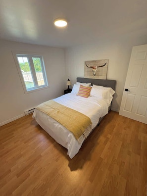 4 Schlafzimmer, Bügeleisen/Bügelbrett, WLAN, Bettwäsche