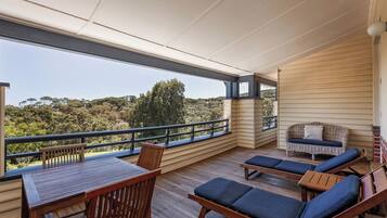 Superior Double Room, Balcony, Garden View | Teres/patio