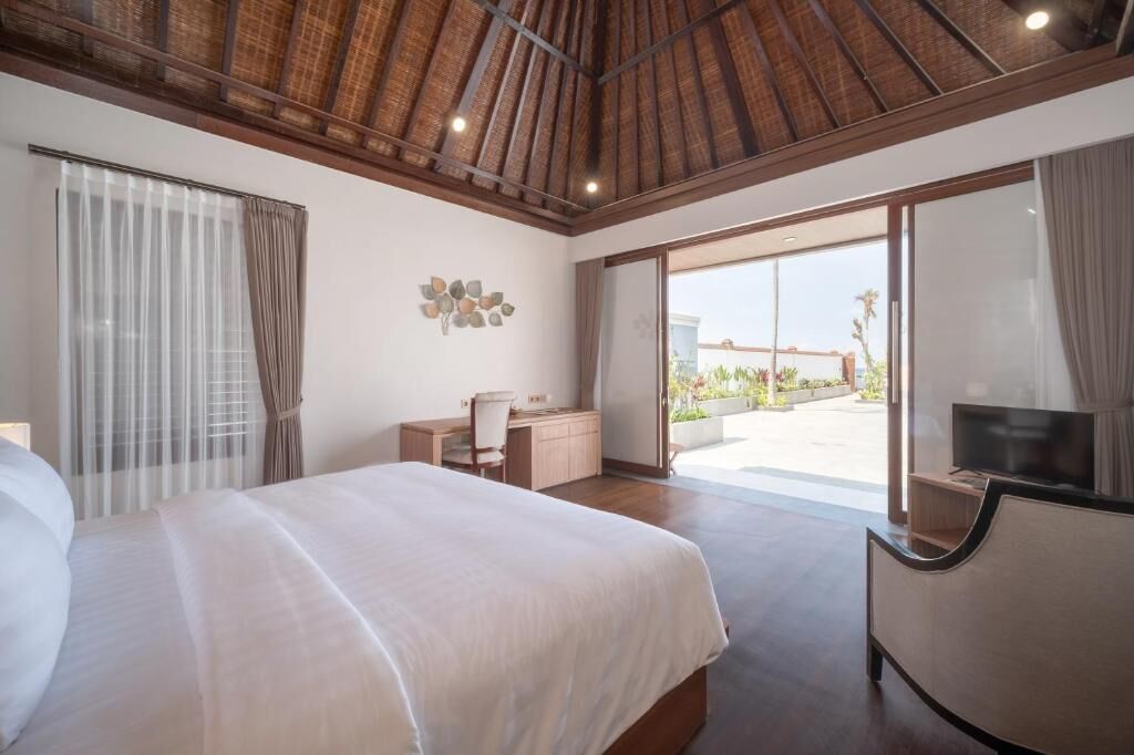 Villa, balkon, uitzicht op zee | Een kluis op de kamer, een bureau, gratis wifi