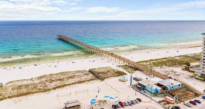 5BR Retreat | Salt Pool, Fire Pit, Game/Movie Rm* Sleeps 15