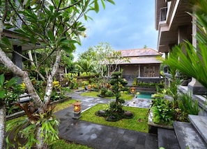 Property grounds - Lebah Sari House (Ubud)