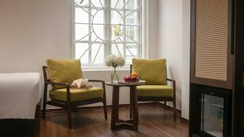 Luxury-Dreibettzimmer, Stadtblick | Innenbereich