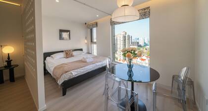 Yidu Home-Nanjing W Rd River View