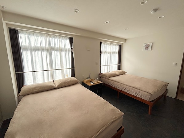Habitación clásica con 2 camas individuales, para no fumadores | Cortinas blackout y wifi gratis