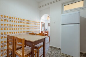Dining - Villa Amalia 1 Stunning Mirabello Gulf Views (Agios Nikolaos)