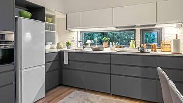 Fridge, microwave, oven, dishwasher
