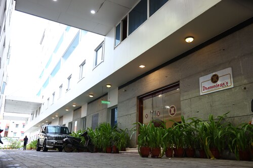 Dhanunjaya's Luxury Hotel