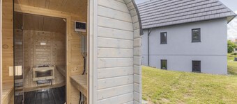 Cozy apartment with garden sauna