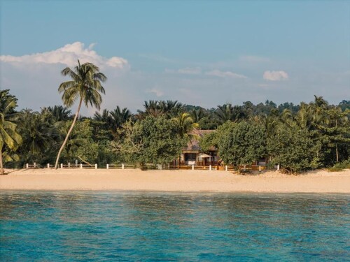 Kubu Pantai - Bela Sulu Villas