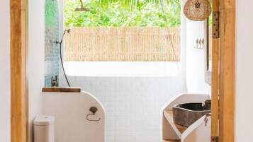 Double Room, Balcony, Sea View | Bathroom