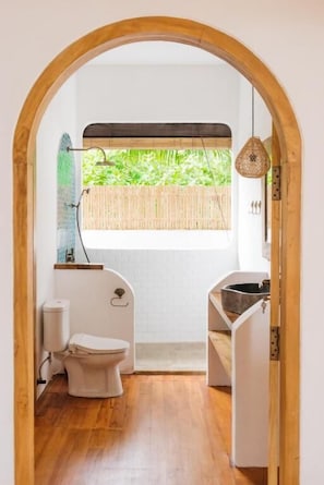 Double Room, Balcony, Sea View | Bathroom - Kubu Pantai - Bela Sulu Villas (Mentawai)