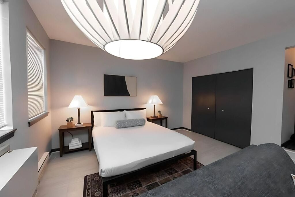 1 bedroom, iron/ironing board, WiFi (free), bed sheets