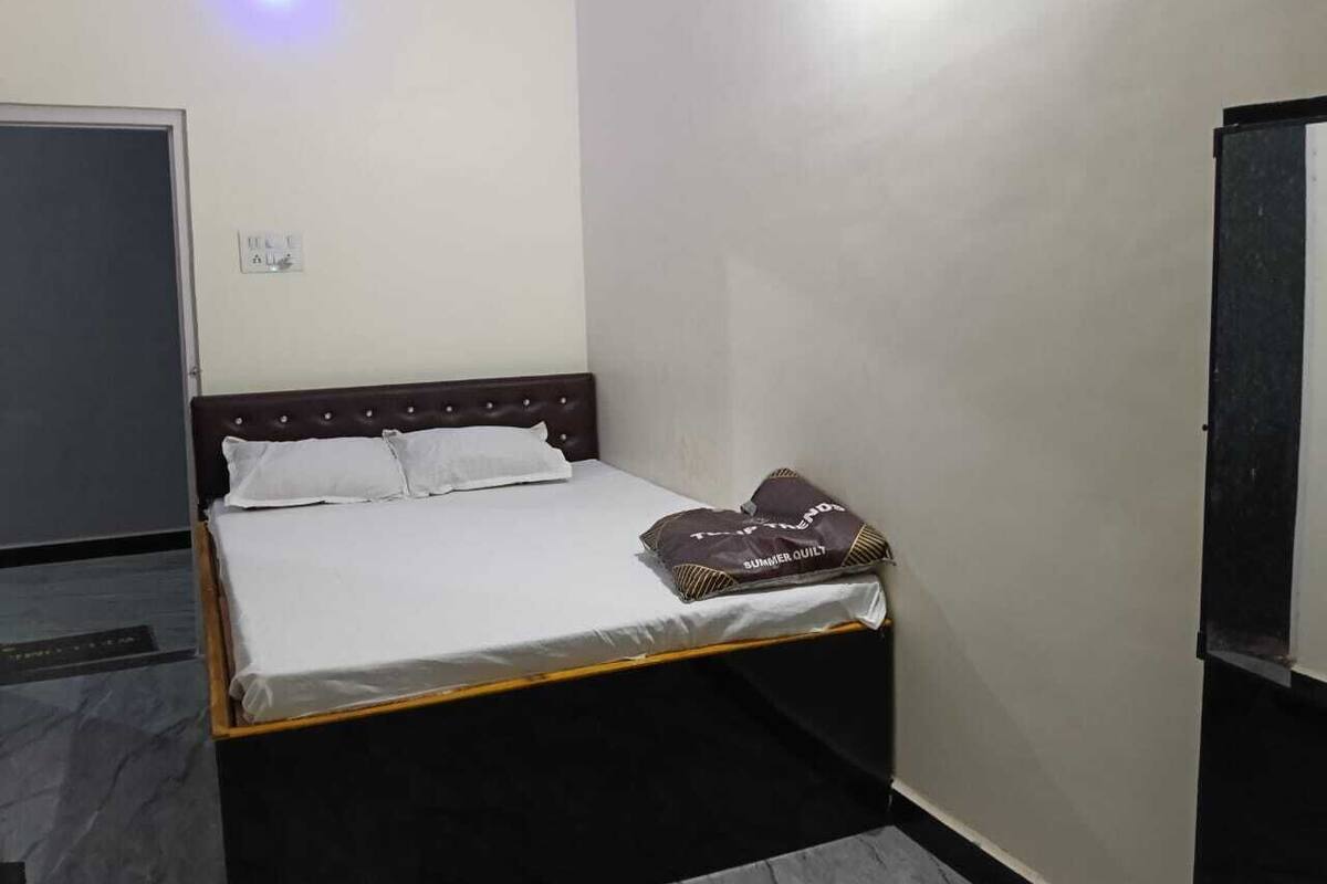 Deluxe-Zimmer | Zustellbetten, Bettwäsche