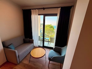 Standard Double or Twin Room, Sea View | Living area - GLYTSEA (bodrum)
