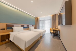 Comfort Twin Room, Multiple Beds, Non Smoking, Air conditioning | Desk, free WiFi, bed sheets - Zhangjiajie Fairyland Hotel (Zhangjiajie)