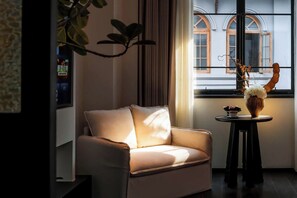 City Twin Room, City View | Living area - Guanyin Shibaju Resort Hotel (Chongqing)