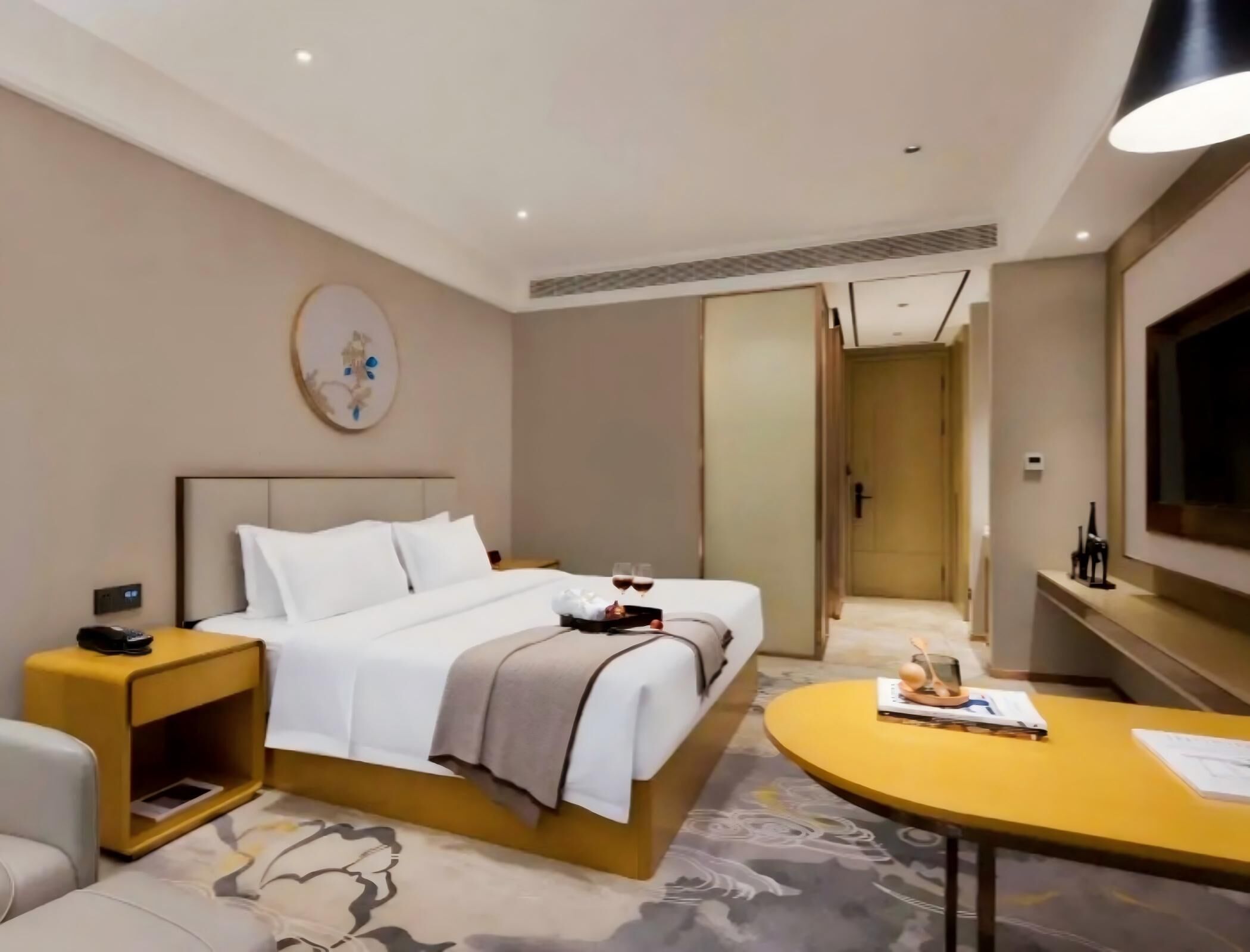 Quarto casal executivo, vista para a cidade | Escrivaninha, espaço de trabalho para notebook, Wi-Fi de cortesia