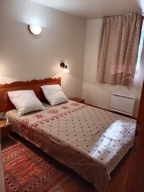 Apartment - Apartment With Balcony for 6 People (Val-Cenis)