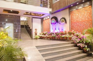 Front of property - HOTEL GENISTA INN (Ranchi)