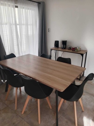 Spacious and Comfortable House with Parking, 3 Bedrooms, 2 Bathrooms, in Downtown San Carlos, Ñuble