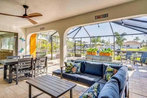Boat Dock, Heated Pool! Waterfront Punta Gorda Gem