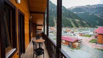 Presidential Apartment, Lake View | Terrace/patio