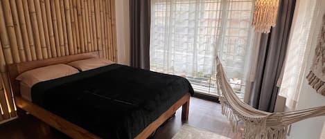2 habitaciones, escritorio, cuna de viaje y wifi gratis