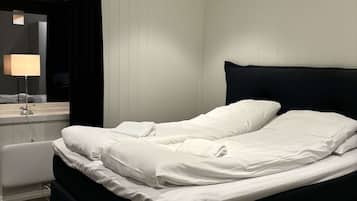 Iron/ironing board, WiFi (free), bed sheets