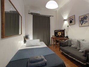 1 Schlafzimmer, Schreibtisch, Bügeleisen/Bügelbrett, kostenloses WLAN