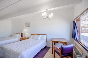 Room - 2 Queen Beds|Non-Smoking (Osborne KS)