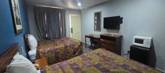 2 Queen Beds Non-Smoking