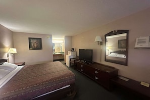 Room - King Bed|Non-Smoking (Macon)