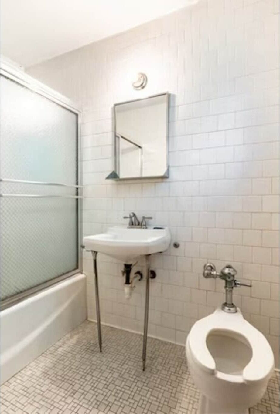 Douche, serviettes fournies