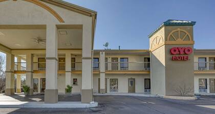 2 Queen Bed|Smk|Grenada MS